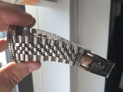 Rolex movement rattle when shaken